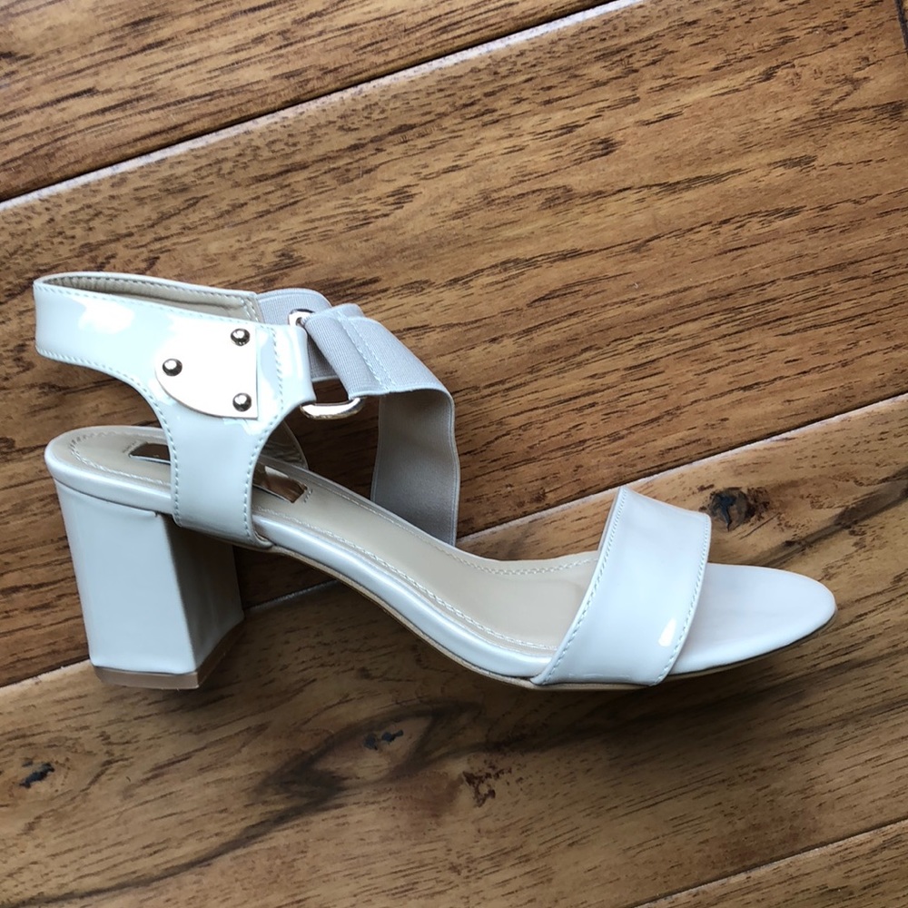 Sandals - Picture 2 of 4